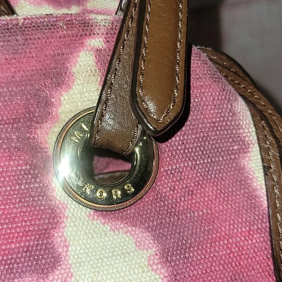 Michael Kors Tye Dye Shoulder Bag - Picture 4 of 14
